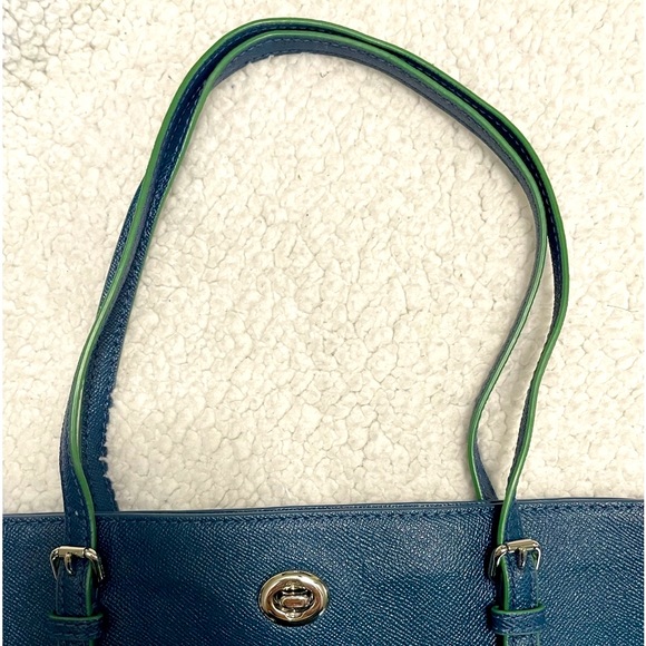 Coach Turnlock Tote in Edgestain Leather Mineral Blue Navy - Picture 12 of 13